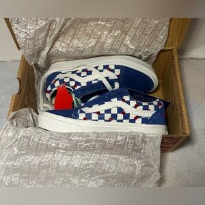 Vans Kids ComfyCush Old Skool Sneakers Autism Awareness Brand New